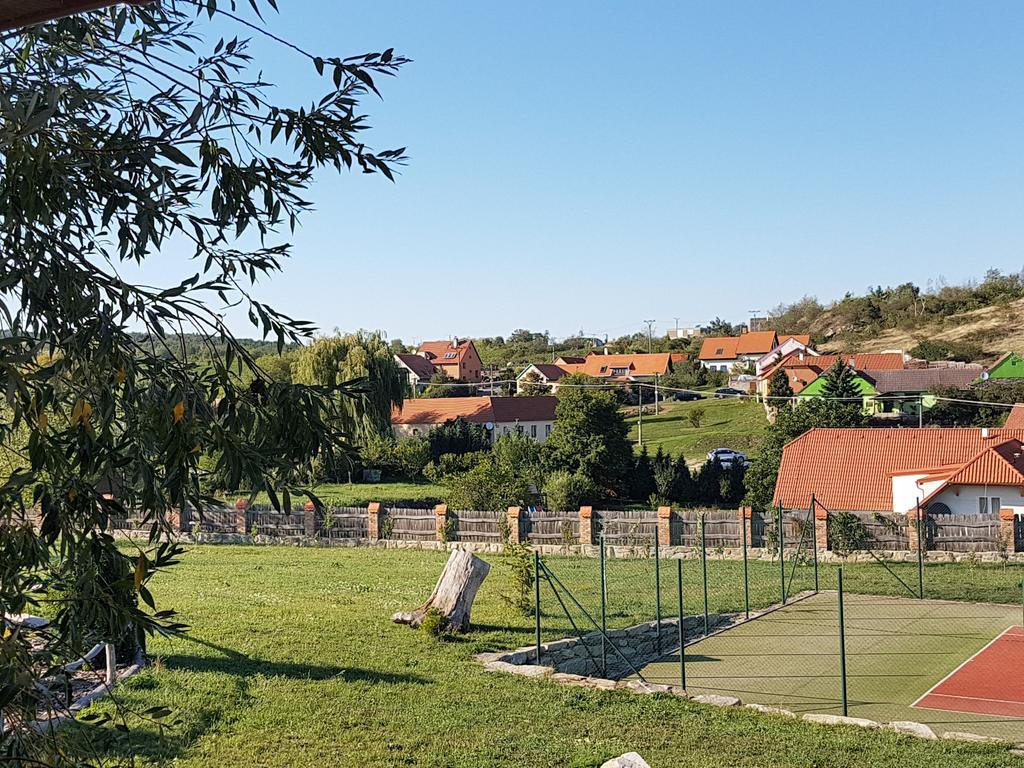 Osada Havranu Ξενοδοχείο Hnanice  Εξωτερικό φωτογραφία